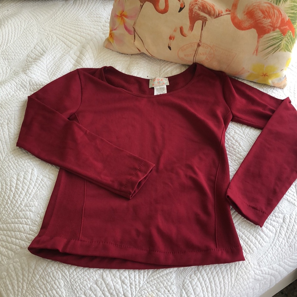 FGF Burgundy-red long-sleeve super soft top euc OS